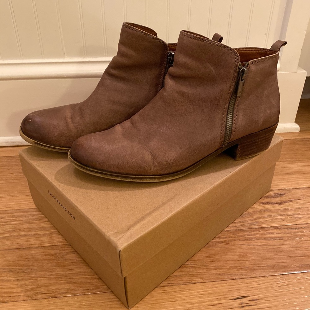 Lucky brand women’s booties